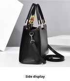 Elegant Horizontal Square Messenger Bag - Large Capacity Women's Leisure Travel Handbag