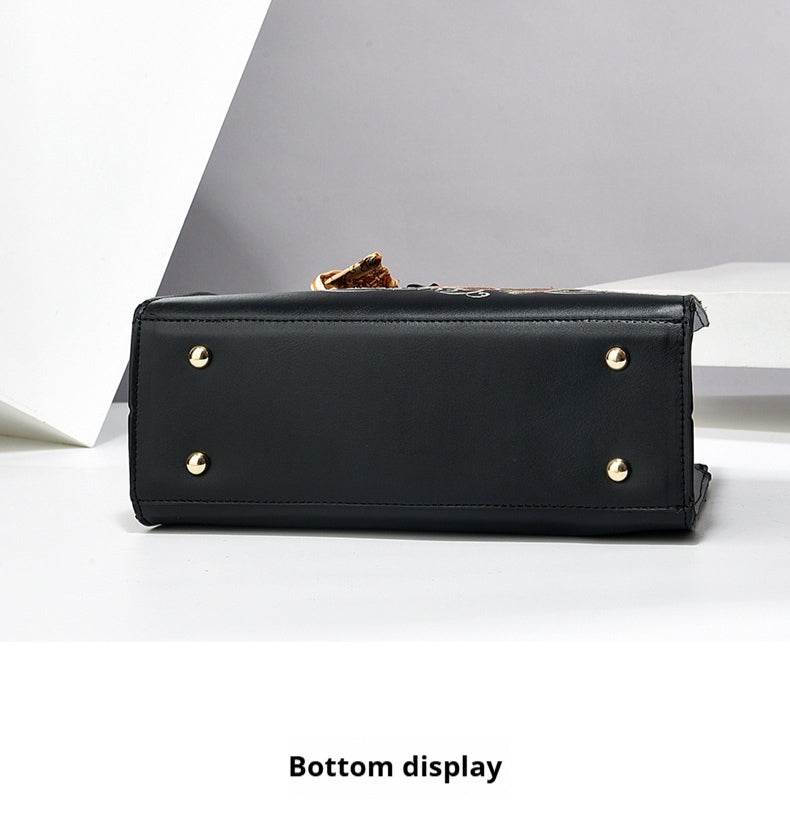 Elegant Horizontal Square Messenger Bag - Large Capacity Women's Leisure Travel Handbag