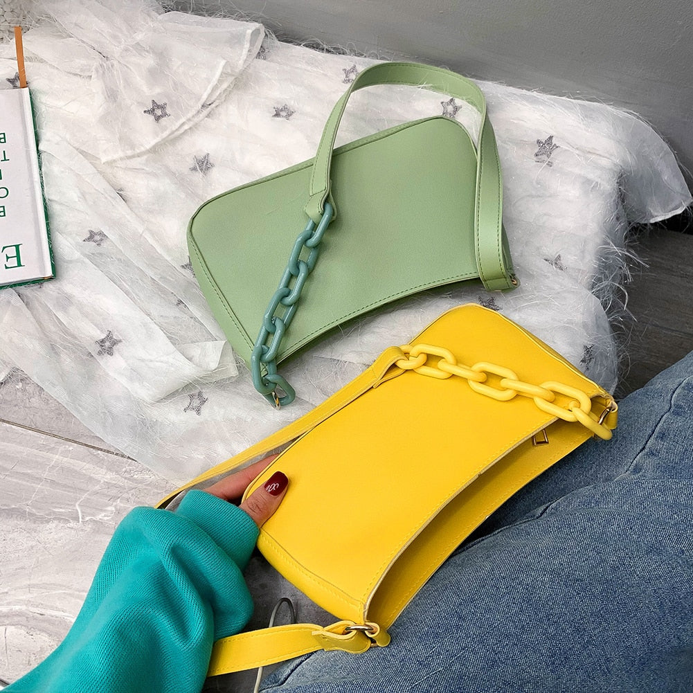 Solid Color Shoulder Bag - Elegant Women's Loose Handbag with Smooth Zipper